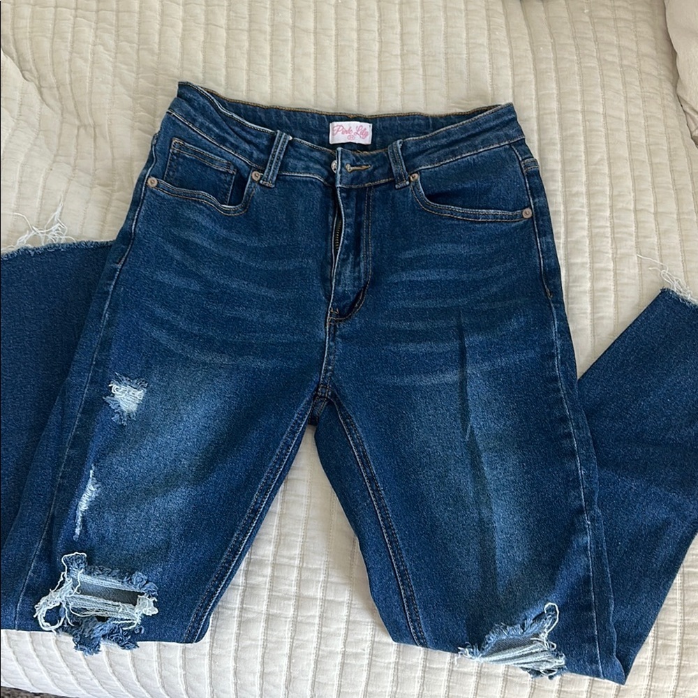 Trendy Blue Distressed Jeans